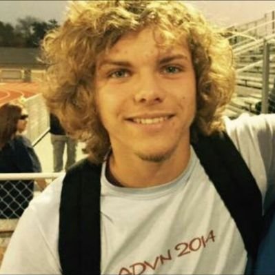 Profile Picture of Frost (@FrosttyJohn) on Twitter