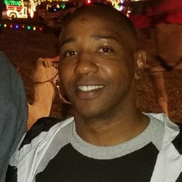 Profile Picture of Marcus Sumler (@msuml76) on Poshmark