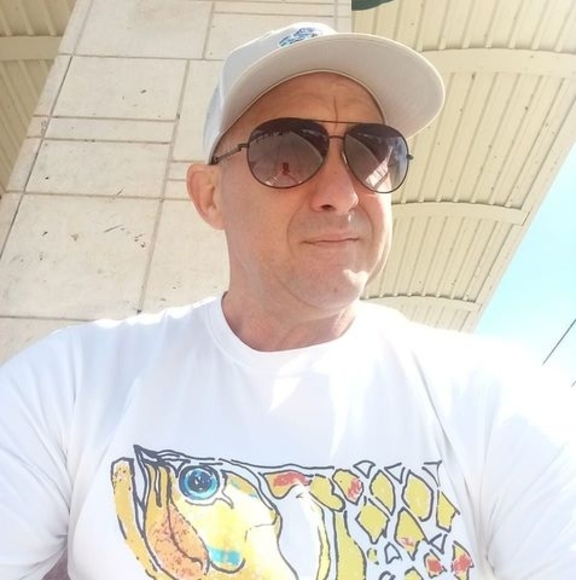 Profile Picture of Brian Pinkston (@pinkston_2003) on Poshmark