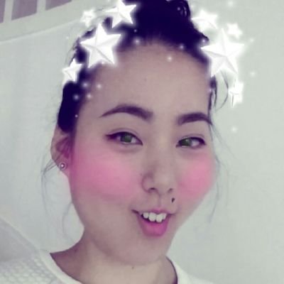 Profile Picture of Sharon Chen (@Cloudilicious_) on Twitter