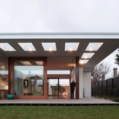 Profile Picture of John Lochhead (@JohnLochhead) on Twitter