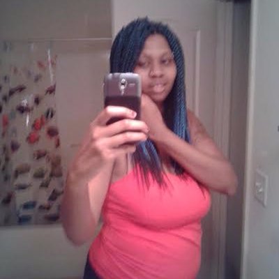 Profile Picture of Ladonna Taylor (@roshellrat) on Twitter