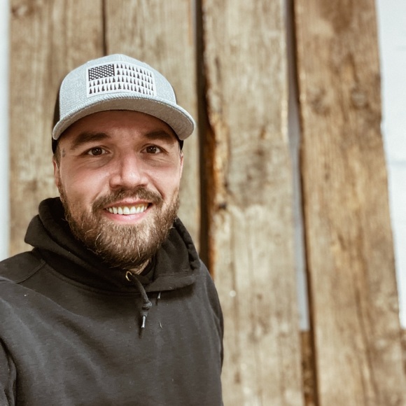 Profile Picture of Bobby Jovanovic (@bzdrjvc) on Poshmark