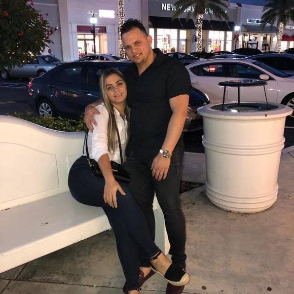 Profile Picture of Adriclau Molinet buchillon (@claudiadrian) on Poshmark