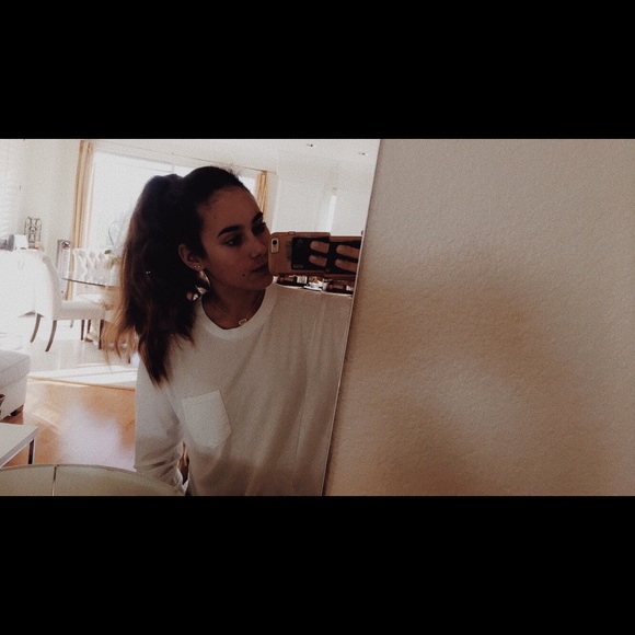 Profile Picture of Grace Vargo (@gracevargo) on Poshmark
