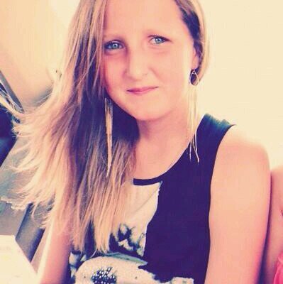 Profile Picture of Amber Lugauer (@Your_batamn) on Twitter