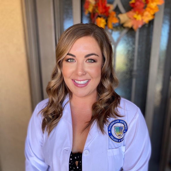 Abbey Sheesley - Poshmark Profile Picture of Abbey Sheesley (@amsis) on Poshmark