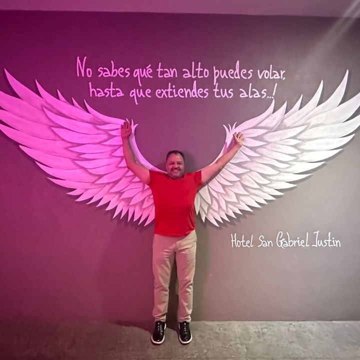 Profile Picture of robertespino82 (@robert697585) on Tiktok