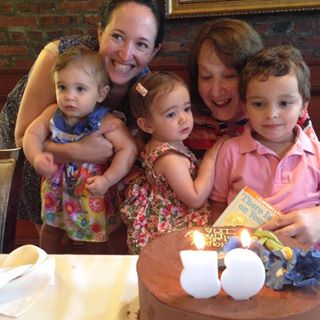 Profile Picture of Iris Gline Bernstein (@iris.g.bernstein) on Facebook