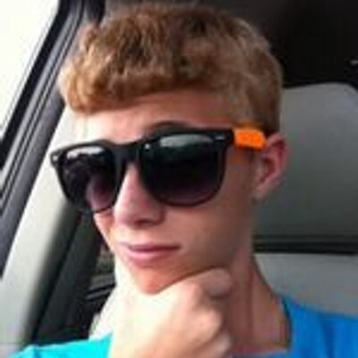 Profile Picture of Mr. Sean Waters II (@Lindgren__Karia) on Twitter