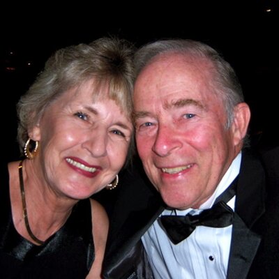 Profile Picture of Richard & Deanna (@backtoedenstore) on Twitter