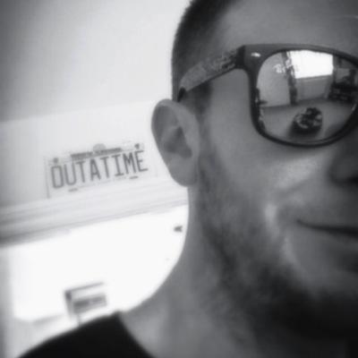 Profile Picture of Dave Perfect (@daveperfect84) on Twitter