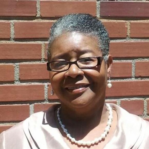 Profile Picture of Mary Whiters (@backbabt10) on Poshmark