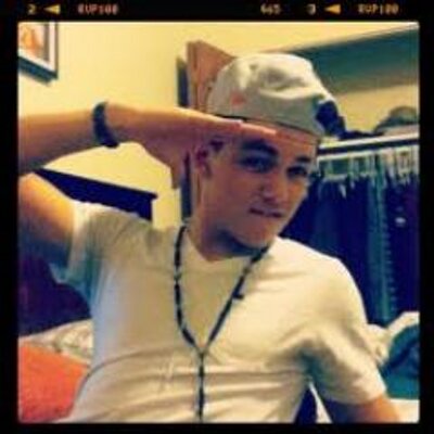 Profile Picture of Andrew Flemming (@andrewphlegm) on Twitter
