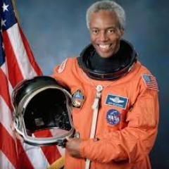 Profile Picture of Tommy Rogers (@JamesWinder45) on Twitter