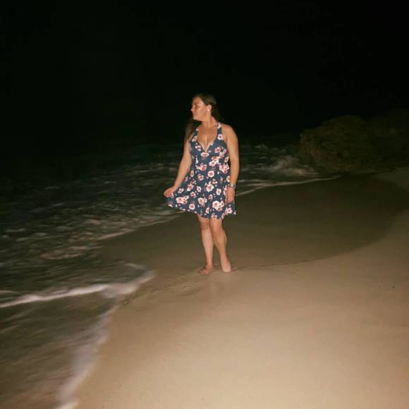 Profile Picture of Alicia Mackenroth (@alicia_mack) on Poshmark