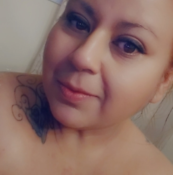 Profile Picture of Mari Silva (@marianela) on Poshmark