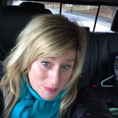 Profile Picture of Debbie Hillier (@debbiehillier12) on Twitter