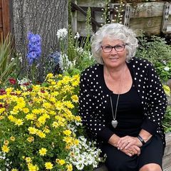 Profile Picture of donnahansen12 (@@donnahansen12) on Tiktok