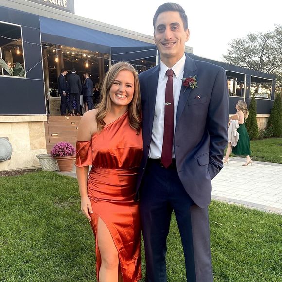 Danielle Pallardy - Poshmark Profile Picture of Danielle Pallardy (@dannydancer808) on Poshmark