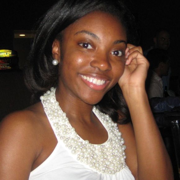 Profile Picture of Stacey Pettice (@stacey52585) on Poshmark