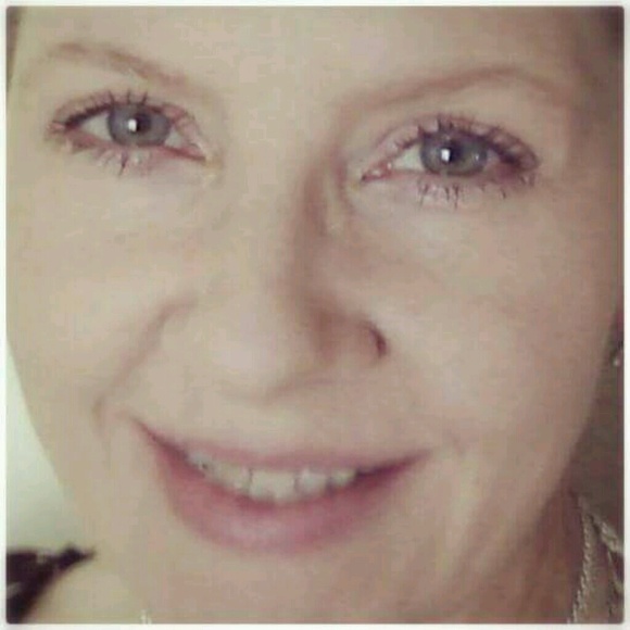 Profile Picture of Barbara Stegmann (@barbarastegmann) on Poshmark
