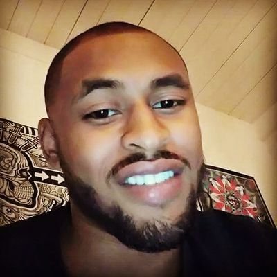 Profile Picture of Demarcus Knighton (@Jay_Black__) on Twitter