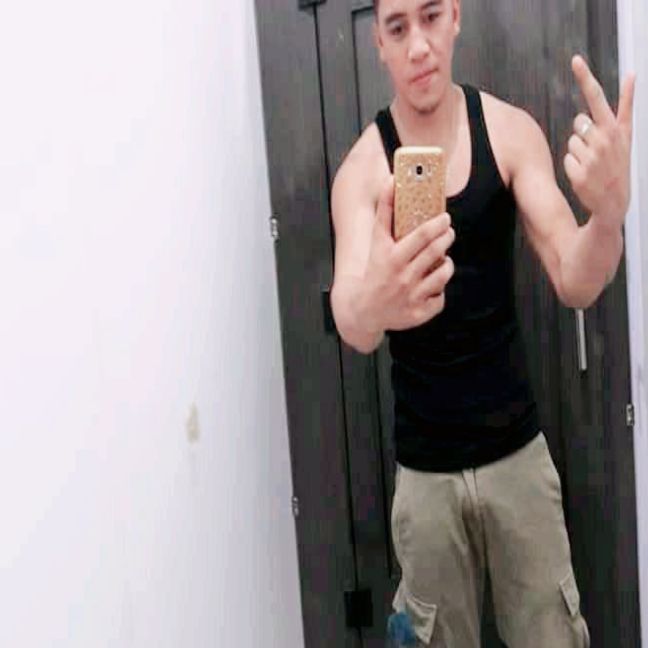 Profile Picture of pimentel shawnex (@shawnigpitpimente) on Tiktok