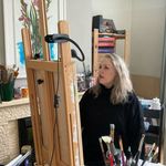 Profile Picture of Ciara Slevin (@ciaraslevinart) on Instagram