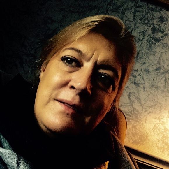 Teckla Rhoads - Poshmark Profile Picture of Teckla Rhoads (@teckla_rhoads) on Poshmark