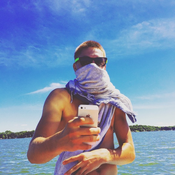 Profile Picture of Gabe Massmann (@gabemassmann) on Poshmark
