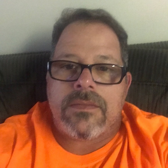 Profile Picture of Mike Cheatham (@puckctrl) on Poshmark