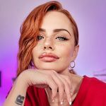 Profile Picture of ✨HeLLeR Gratitude 💕Modella 💕 (@hellergratitude) on Instagram