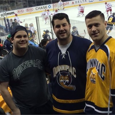 Profile Picture of David Acocella (@daveyacoloco) on Twitter