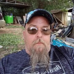 Profile Picture of troymclemore (@troymclemore) on Tiktok