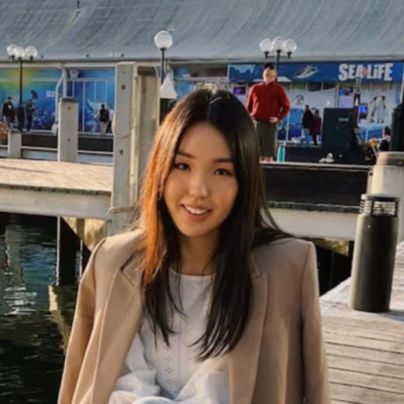 Profile Picture of Indranil Nyamsuren (@indraniln) on Poshmark