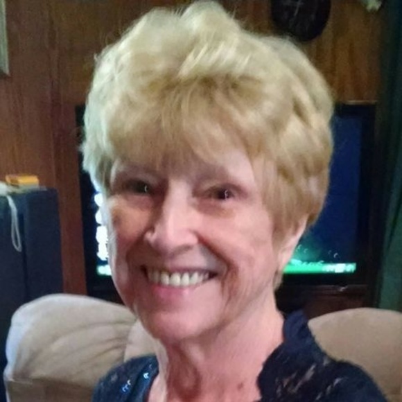 Profile Picture of Myrna Thompson (@myrnathompson1) on Poshmark