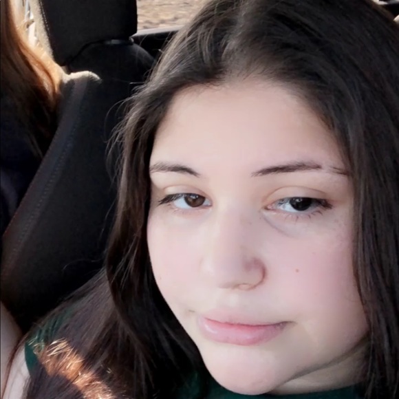 Profile Picture of Alexis Schultz (@rastalord76) on Poshmark