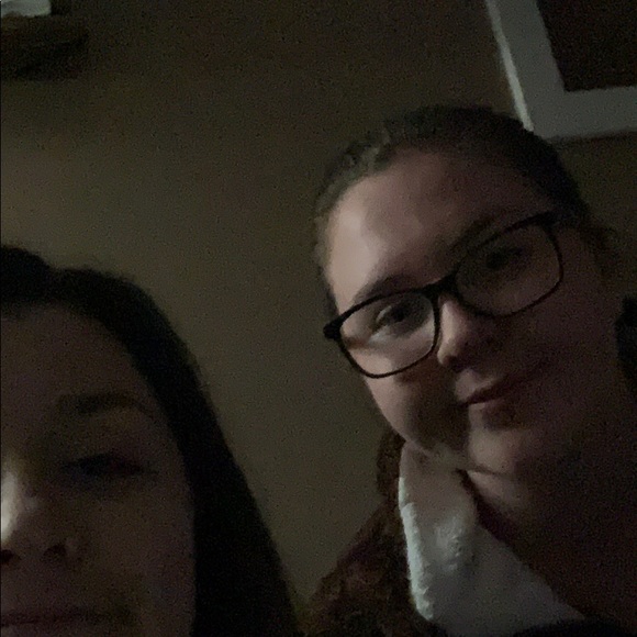 Profile Picture of Tracy Pelrine (@tracypelrine) on Poshmark