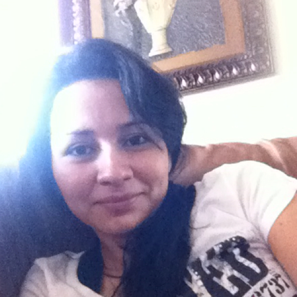 Profile Picture of Conchi Bonilla (@conchi89) on Poshmark