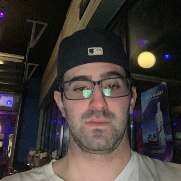 Profile Picture of Justin Scheiner (@jscheiner34) on Poshmark