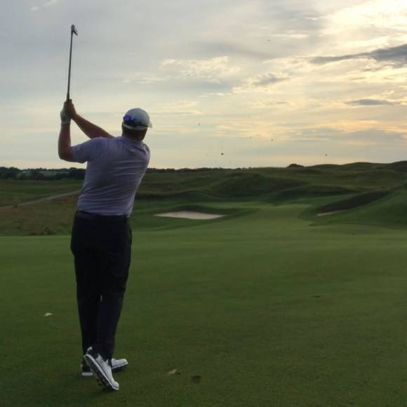 Profile Picture of Jacob Schakat (@jacobschakat) on Poshmark