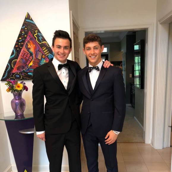 Profile Picture of Jordan Pescovitz (@pescovitzplane) on Poshmark