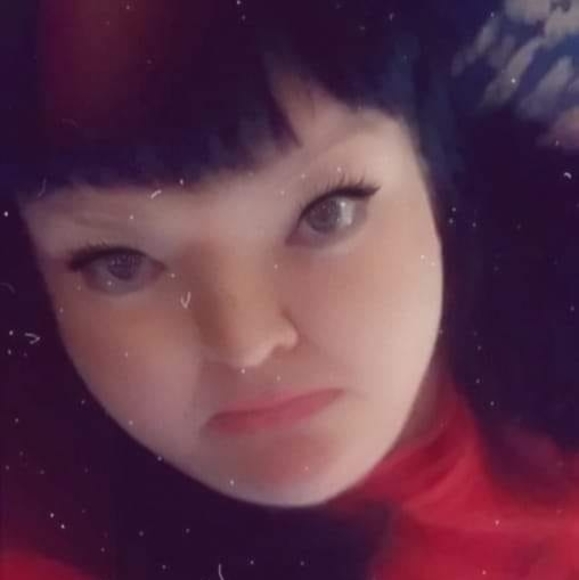 Profile Picture of Tabitha Dobson (@tabby197915) on Poshmark