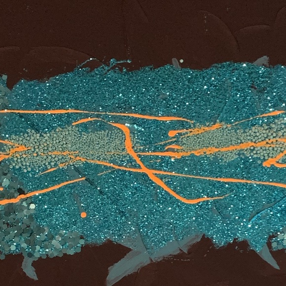 Profile Picture of D Gray (@makeuprehab1) on Poshmark