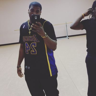 Profile Picture of Eugene Davis Jr (@EugeneDavis1Jr_) on Twitter