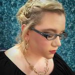 Profile Picture of Shannon Romanski (@vellavine) on Instagram
