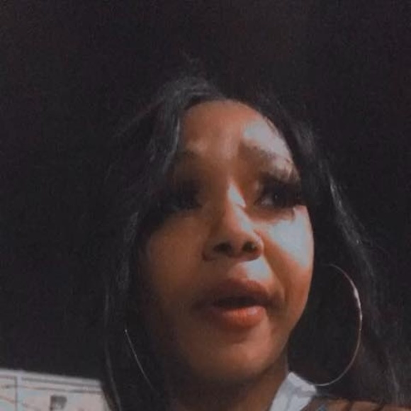Profile Picture of Corsica Sad'e (@sadeclark93) on Poshmark