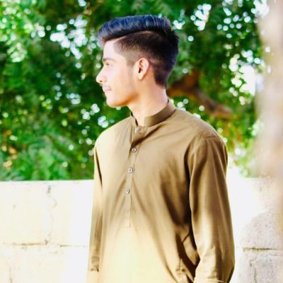 Profile Picture of Misbah Hussain (@misbahh19905099) on Twitter