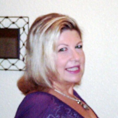 Profile Picture of Penny Lowe (@PennyLynnlowe) on Twitter